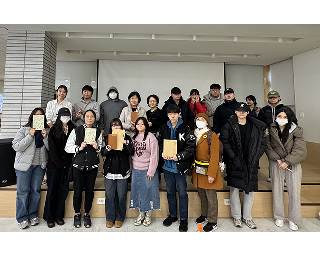 [중원도서관] 충주 시민과 함께하는 북! 톡 6탄 “나와 이야기와 금관 쓴 영웅” 성료